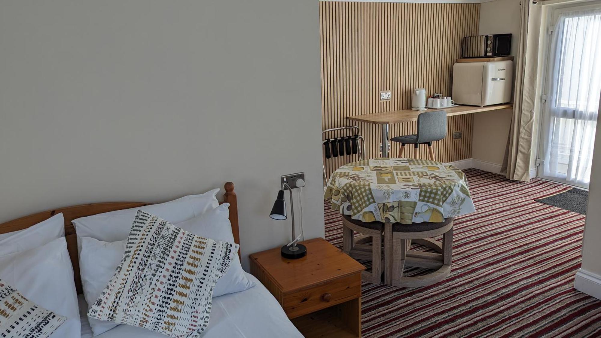 Ivybridge Guesthouse Fishguard Ngoại thất bức ảnh